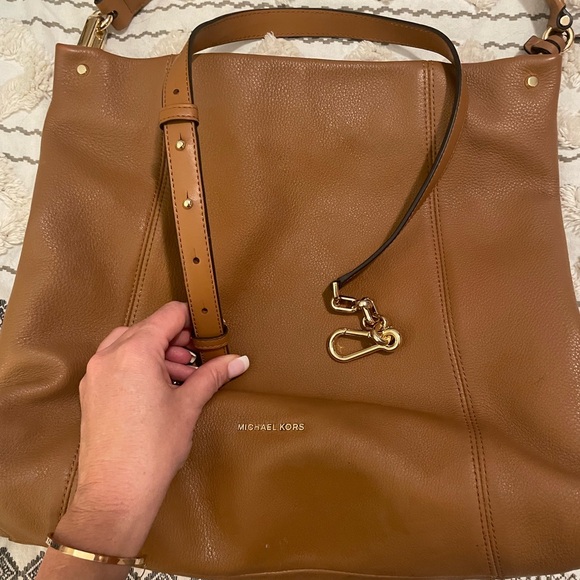💯 soft real leather MK purse - Picture 2 of 7